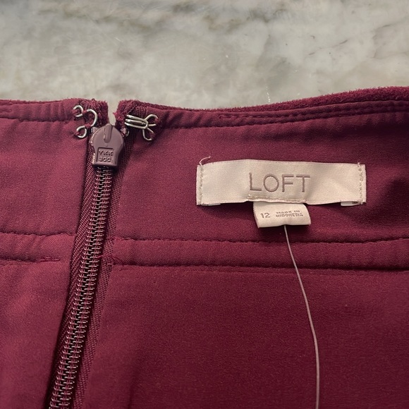 NWT -LOFT suede skirt - Size 12 - Picture 3 of 8